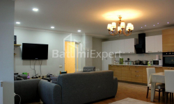 Квартира 3-комн 147 м² - Юрьевская, Батуми