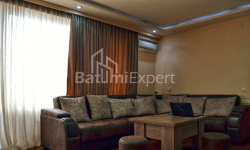 Квартира 3-комн 65 м² - Шерифа Химшиашвили, Батуми