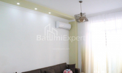 Квартира 3-комн 50 м² - Юрьевская, Батуми