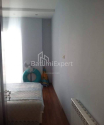 Квартира 3-комн 65 м² - Юрьевская, Батуми