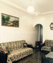 Квартира 3-комн 70 м² - Юрьевская, Батуми