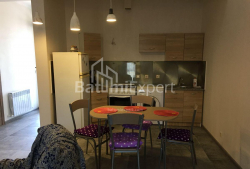 Квартира 3-комн 85 м² - Зураба Горгиладзе, Батуми