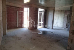 Квартира 4-комн 73 м² - Юрьевская, Батуми