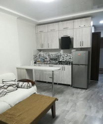 Квартира 3-комн 45 м² - Юрьевская, Батуми