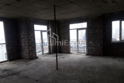Квартира 3-комн 69 м² - Петра Багратиони, Батуми