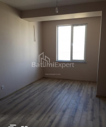 Квартира 3-комн 90 м² - Юрьевская, Батуми
