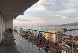 Квартира 3-комн 160 м² - Юрьевская, Батуми