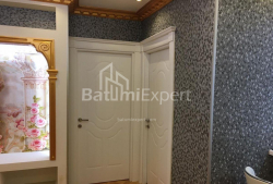 Квартира 3-комн 87 м² - Юрьевская, Батуми