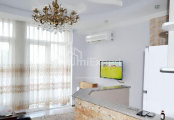 Квартира 3-комн 60 м² - Александра Пушкина, Батуми