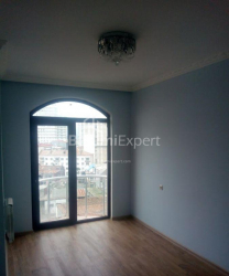 Квартира 3-комн 73 м² - Ильи Чавчавадзе, Батуми