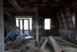 Квартира 4-комн 244 м² - Юрьевская, Батуми