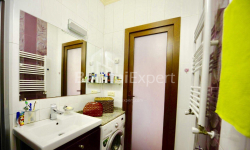 Квартира 4-комн 93 м² - Александра Грибоедова, Батуми