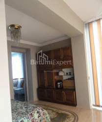 Квартира 2-комн 53 м² - Михаила Лермонтова, Батуми