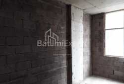 Квартира 2-комн 35 м² - Ангиса, Батуми