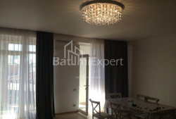 Квартира 4-комн 153 м² - Юрьевская, Батуми