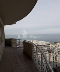 Квартира 4-комн 93 м² - Юрьевская, Батуми