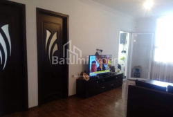 Квартира 3-комн 60 м² - Михаила Лермонтова, Батуми