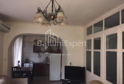 Квартира 3-комн 55 м² - Шерифа Химшиашвили, Батуми