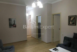 Квартира 2-комн 77 м² - Царя Парнаваза, Батуми