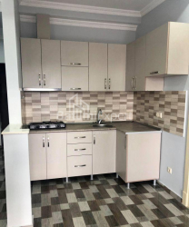 Квартира 4-комн 68 м² - Юрьевская, Батуми