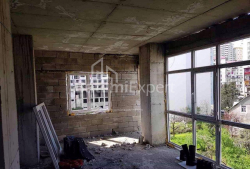 Квартира 4-комн 113 м² - Юрьевская, Батуми