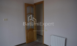 Квартира 2-комн 53 м² - Юрьевская, Батуми