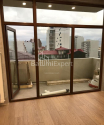 Квартира 3-комн 81 м² - Зураба Горгиладзе, Батуми