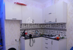Квартира 3-комн 43 м² - Шерифа Химшиашвили, Батуми