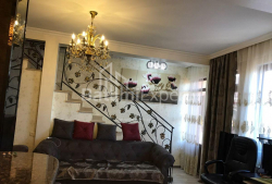 Квартира 8-комн 250 м² - Юрьевская, Батуми
