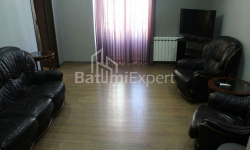 Квартира 2-комн 65 м² - Петра Меликишвили, Батуми
