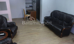 Квартира 2-комн 65 м² - Петра Меликишвили, Батуми
