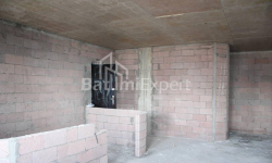 Квартира 3-комн 104 м² - Юрьевская, Батуми