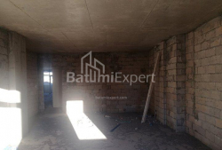 Квартира 3-комн 56 м² - Юрьевская, Батуми