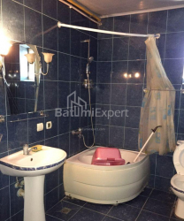 Квартира 3-комн 65 м² - Шерифа Химшиашвили, Батуми