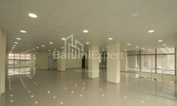 Квартира 2-комн 250 м² - Петра Багратиони, Батуми