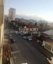 Квартира 3-комн 56 м² - Юрьевская, Батуми