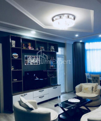 Квартира 4-комн 90 м² - Галактиона Табидзе, Батуми