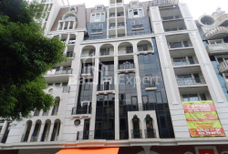 Квартира 2-комн 40 м² - Руставели, Батуми