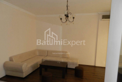 Квартира 2-комн 40 м² - Руставели, Батуми