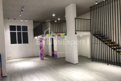 Квартира 2-комн 130 м² - Еквтиме Такаишвили, Батуми