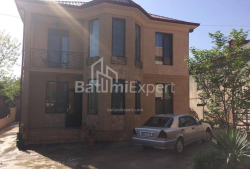 Квартира 8-комн 200 м² - Юрьевская, Батуми