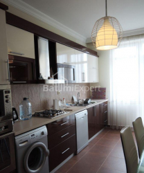 Квартира 4-комн 180 м² - Ильи Чавчавадзе, Батуми
