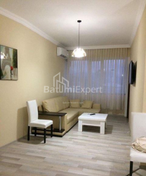 Квартира 3-комн 70 м² - Зураба Горгиладзе, Батуми