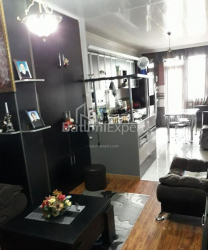 Квартира 5-комн 102 м² - Юрьевская, Батуми