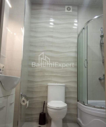 Квартира 2-комн 43 м² - Вахтанга Горгасали, Батуми