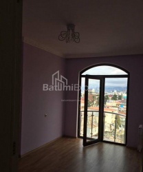 Квартира 3-комн 73 м² - Юрьевская, Батуми