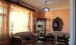 Квартира 4-комн 135 м² - Юрьевская, Батуми