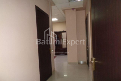 Квартира 3-комн 151 м² - Юрьевская, Батуми