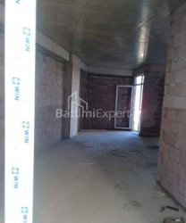Квартира 4-комн 73 м² - Юрьевская, Батуми