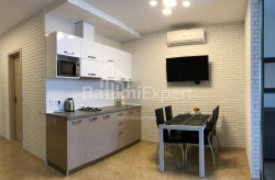 Квартира 2-комн 42 м² - Нико Пиросмани, Батуми